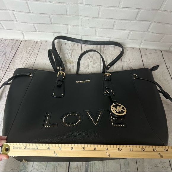 Michael Kors Limited Edition Voyager Love Tote Bag Black Stud Large Purse NWT - Picture 11 of 16